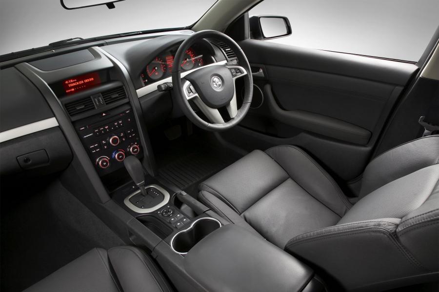  Holden Commodore VE SS Sportwagon 2008 года  (фото 3 из 38)